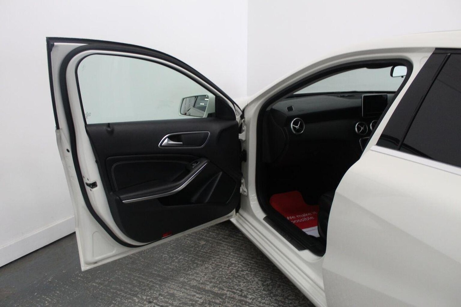 Used Mercedes-Benz A-Class 2016 for sale - 76030746: Photo 26