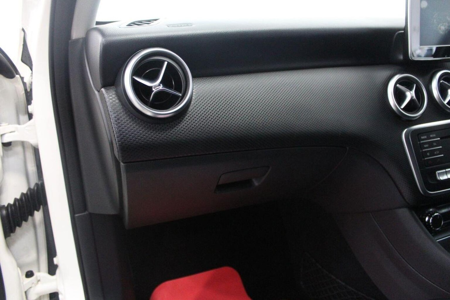 Used Mercedes-Benz A-Class 2016 for sale - 76030746: Photo 30