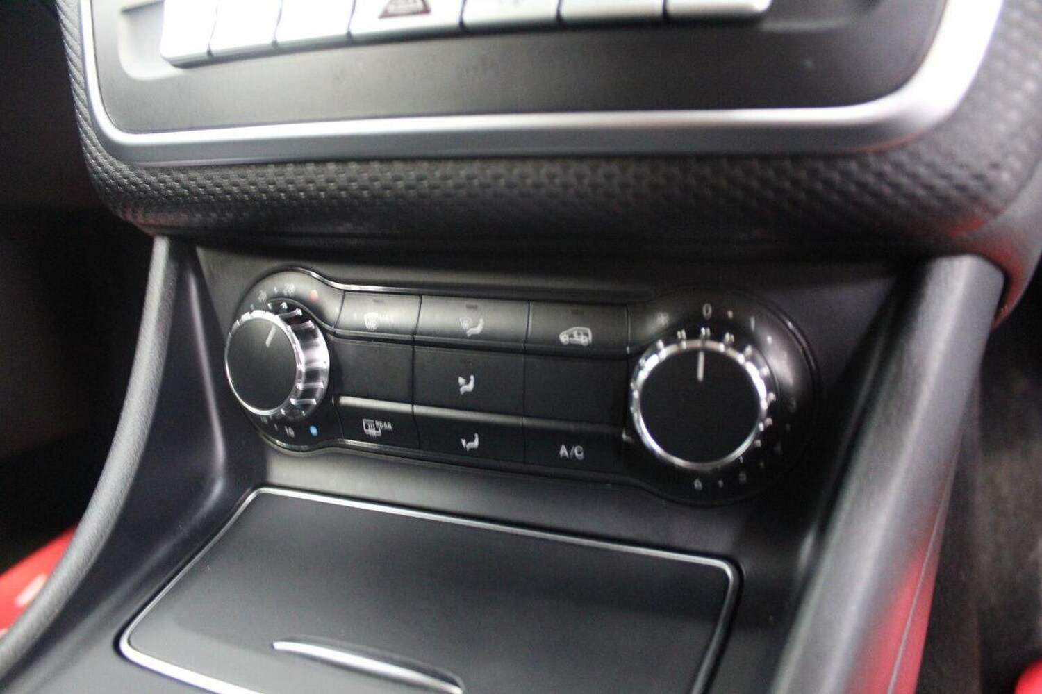 Used Mercedes-Benz A-Class 2016 for sale - 76030746: Photo 40