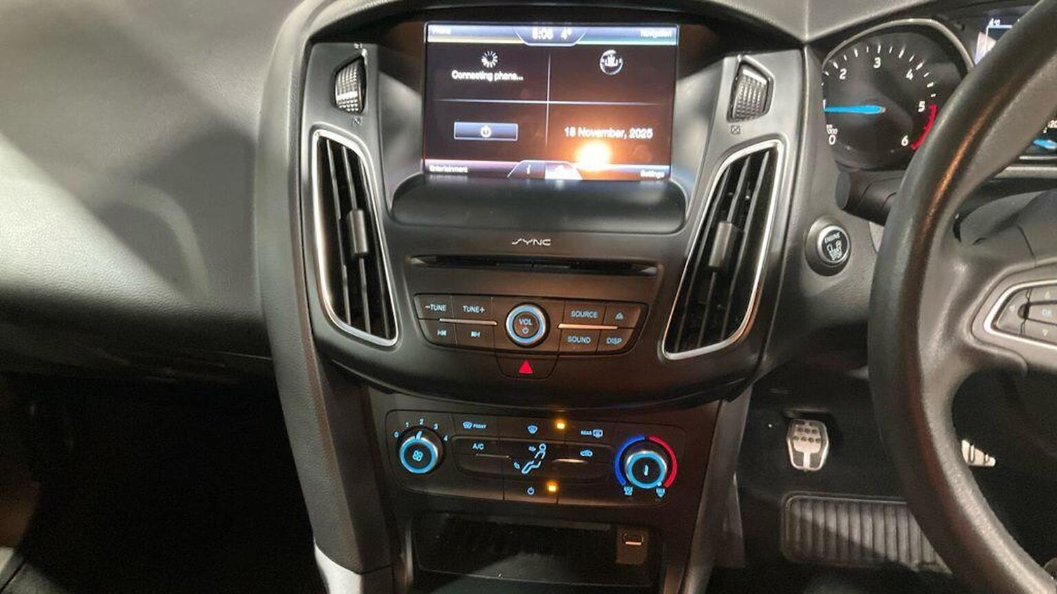 Used Ford Focus 2016 for sale - 76643434: Photo 16