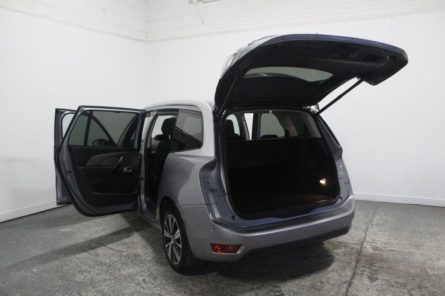 Used Citroen C4 Grand Picasso 2016 for sale - 76896980: Photo 22