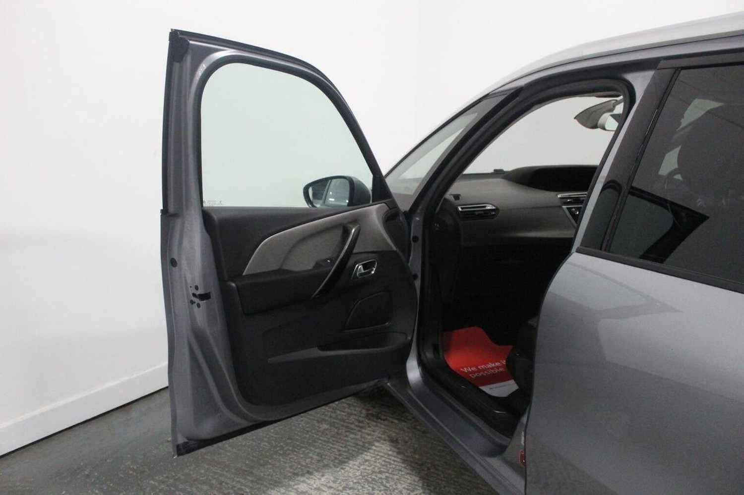 Used Citroen C4 Grand Picasso 2016 for sale - 76896980: Photo 30