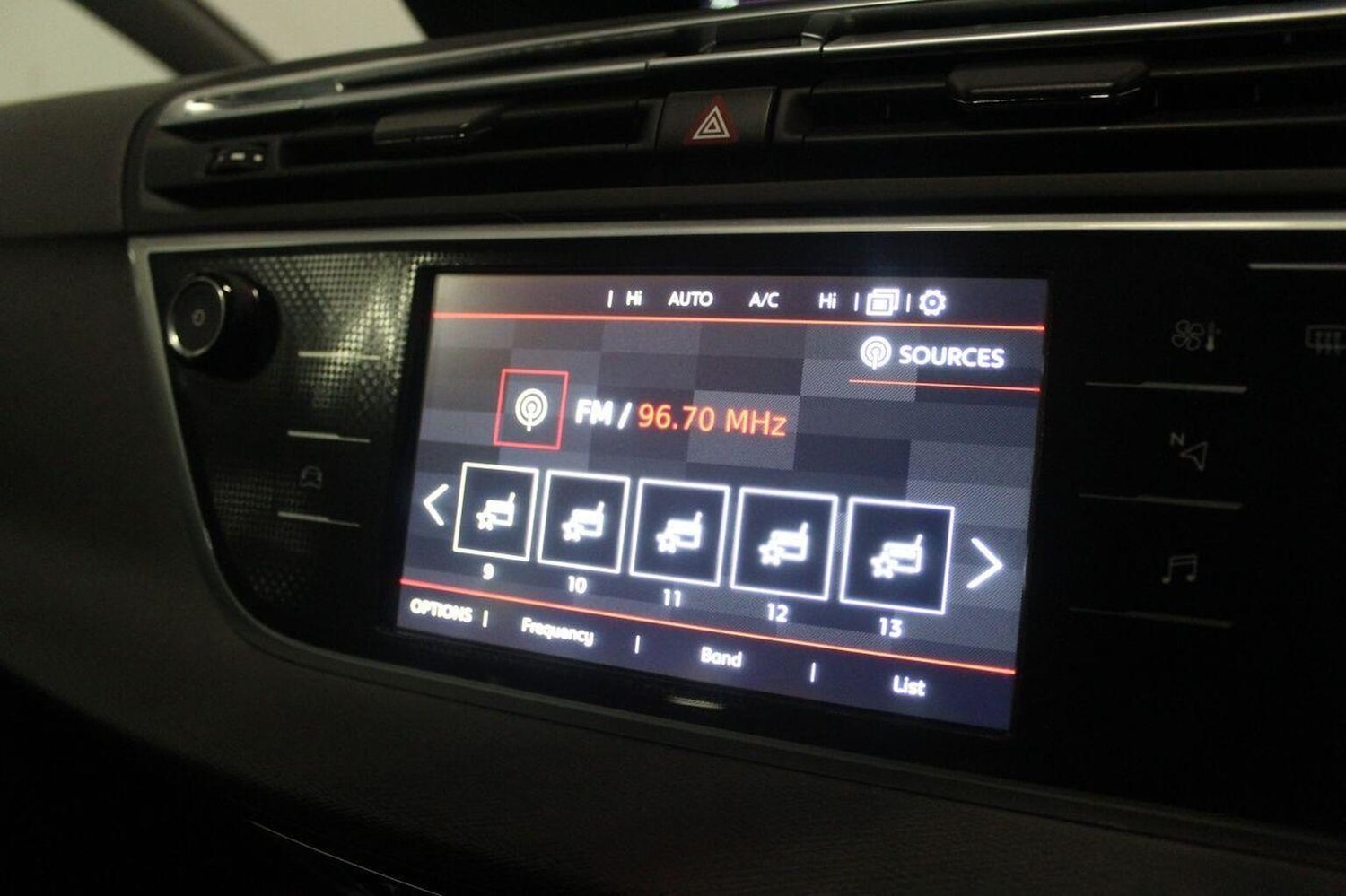 Used Citroen C4 Grand Picasso 2016 for sale - 76896980: Photo 40