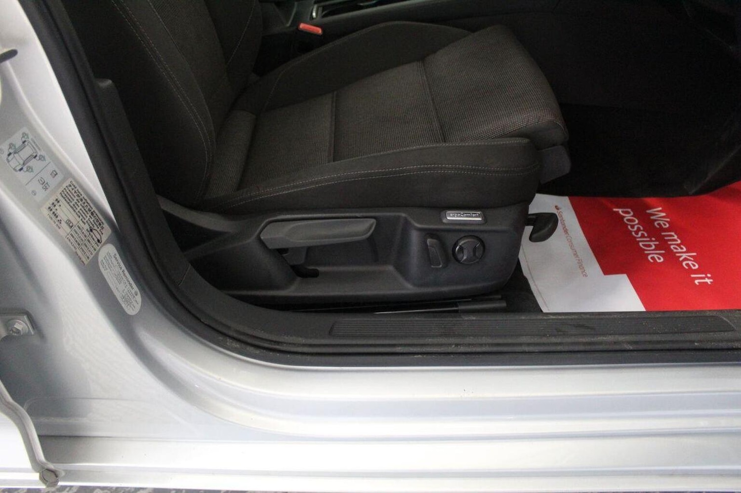 Used Volkswagen Passat 2015 for sale - 77937907: Photo 32