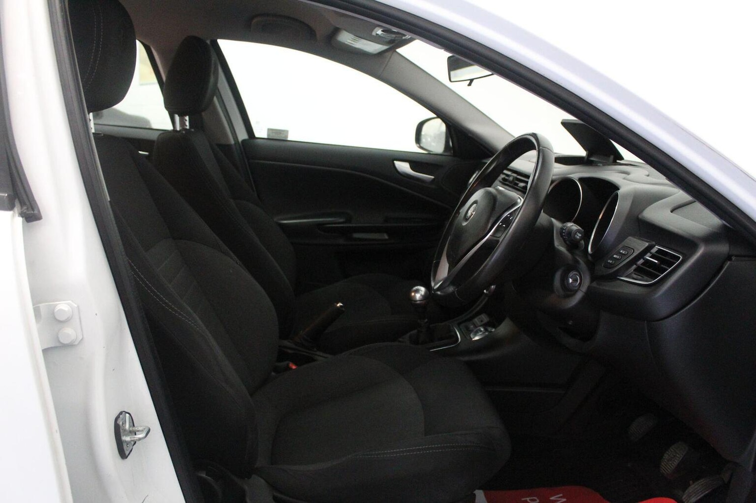 Used Alfa Romeo Giulietta 2016 for sale - 76527366: Photo 28