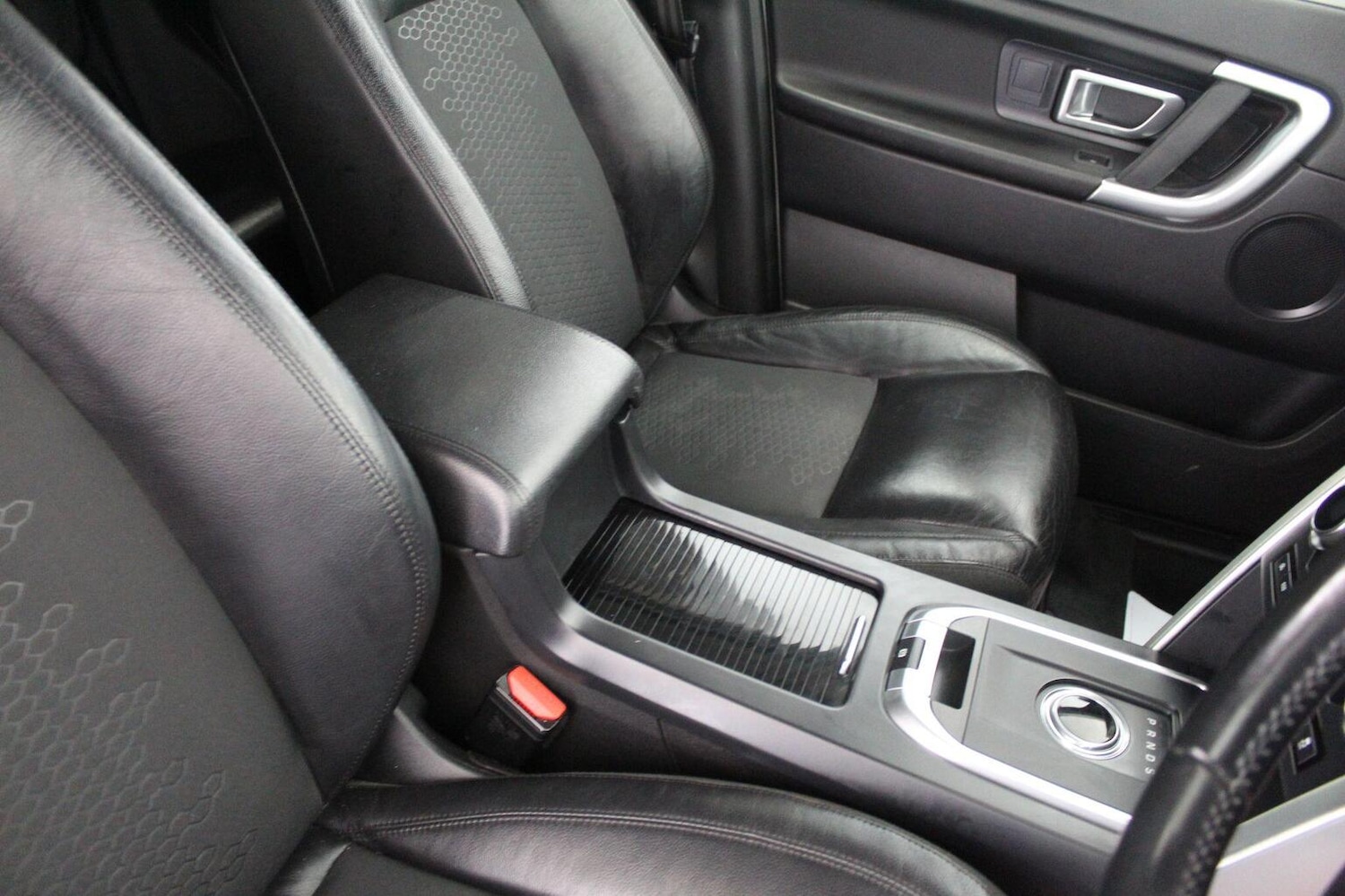 Used Land Rover Discovery Sport 2016 for sale - 77584614: Photo 46