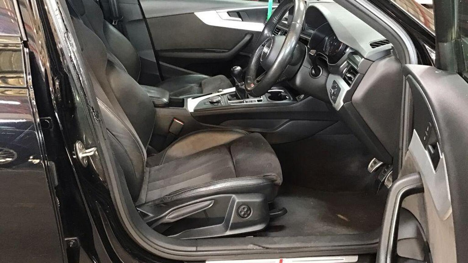 Used Audi A4 2018 for sale - 76605780: Photo 13