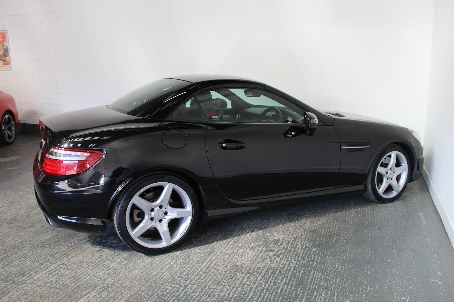 Used Mercedes-Benz SLK 2011 for sale - 77937929: Photo 11