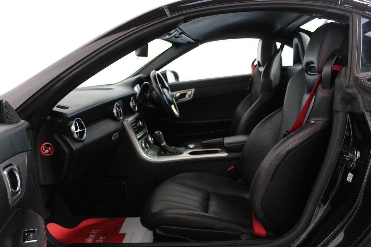 Used Mercedes-Benz SLK 2011 for sale - 77937929: Photo 46