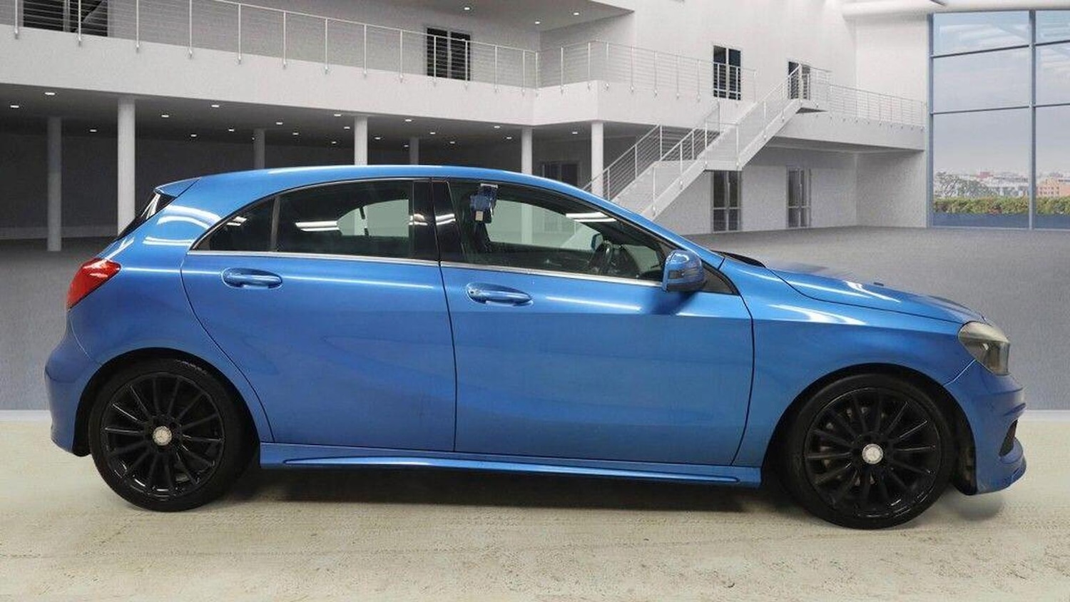 Used Mercedes-Benz A-Class 2013 for sale - 77398373: Photo 9