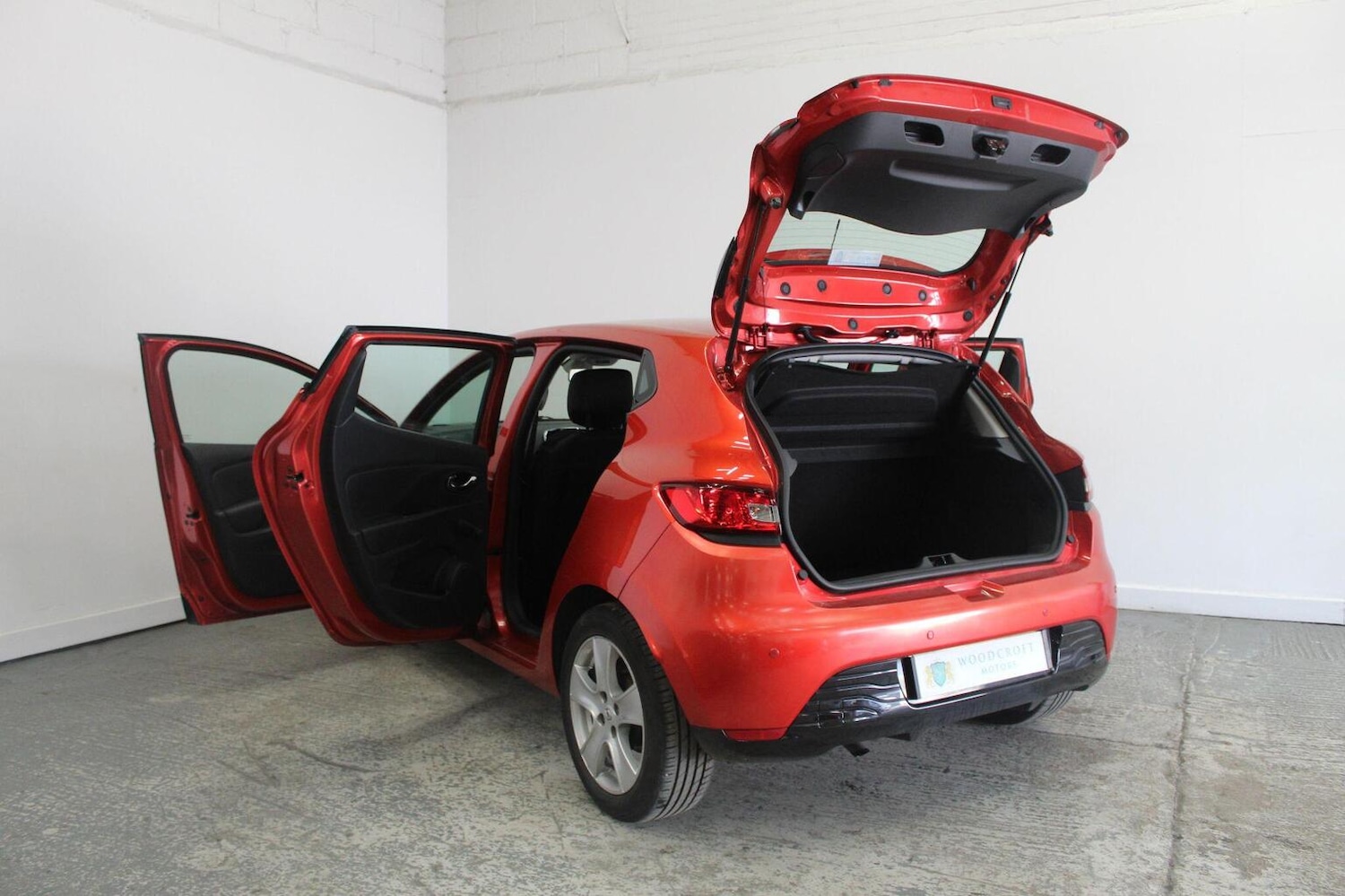 Used Renault Clio 2015 for sale - 77938052: Photo 16