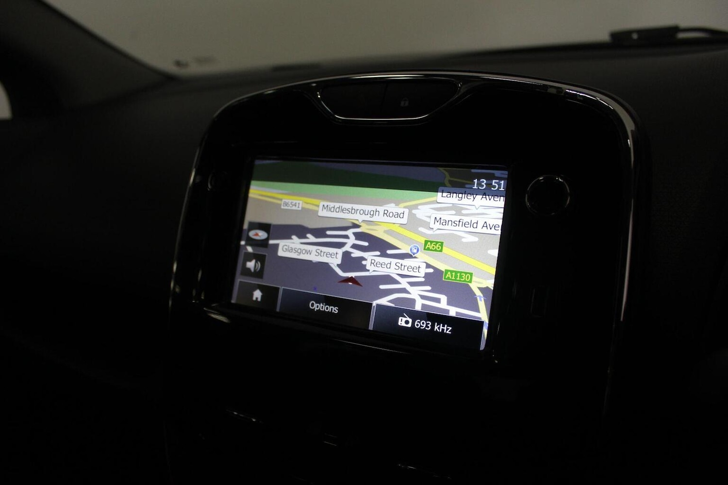 Used Renault Clio 2015 for sale - 77938052: Photo 36