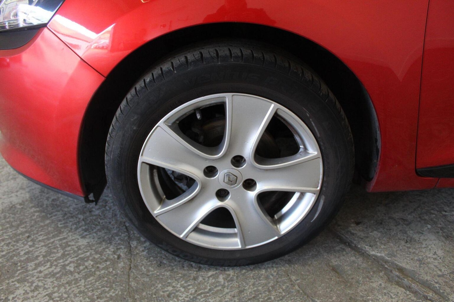 Used Renault Clio 2015 for sale - 77938052: Photo 54