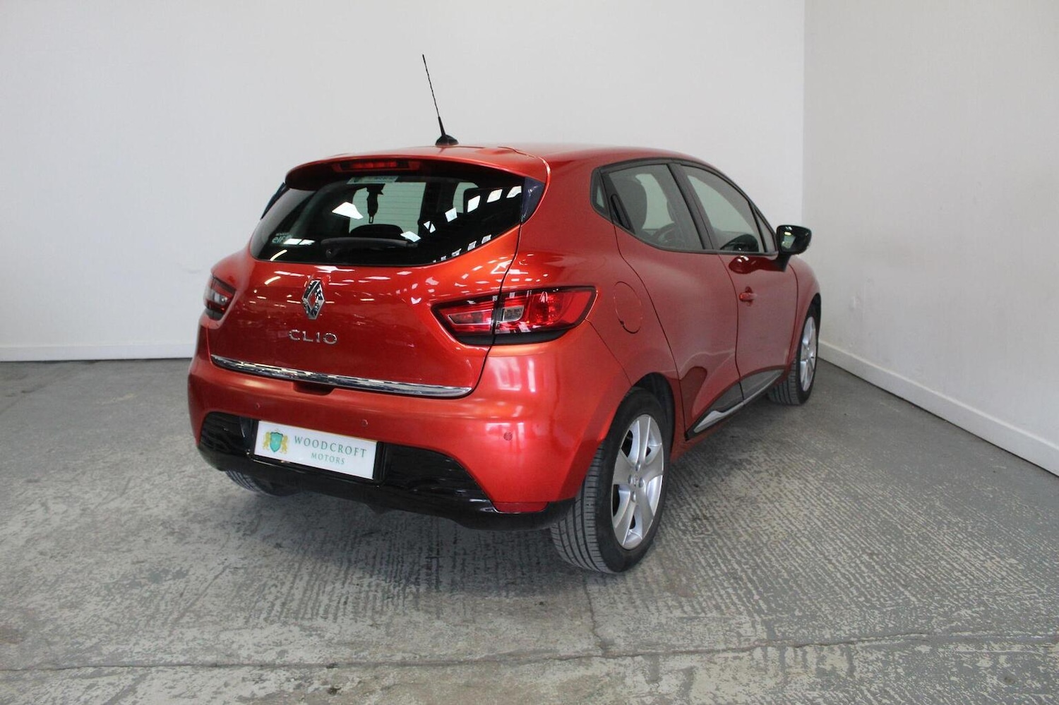 Used Renault Clio 2015 for sale - 77938052: Photo 8