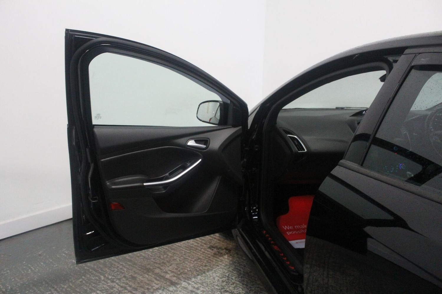 Used Ford Focus 2017 for sale - 77937796: Photo 25