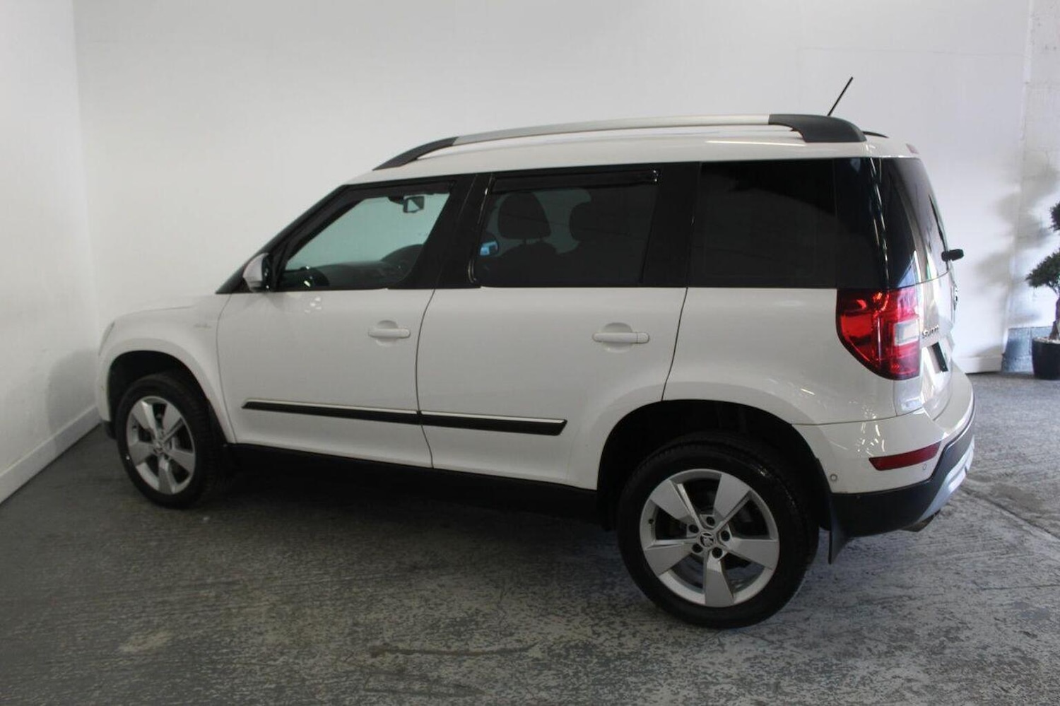 Used Skoda Yeti 2014 for sale - 77937993: Photo 10