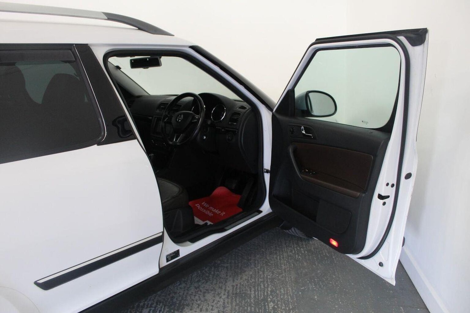 Used Skoda Yeti 2014 for sale - 77937993: Photo 25