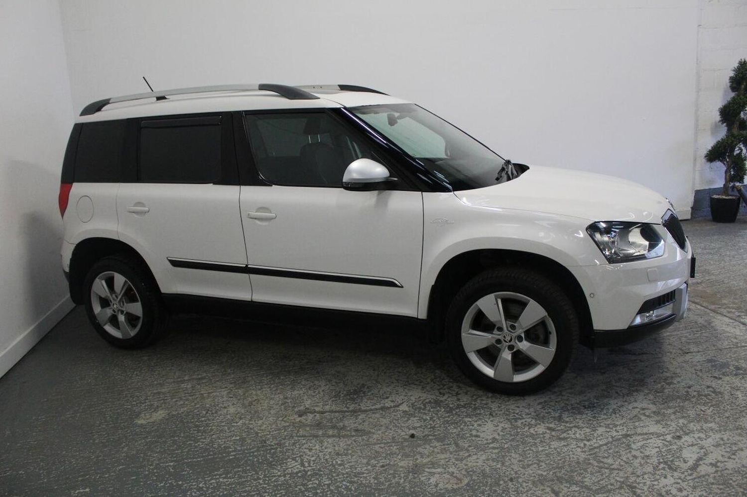 Used Skoda Yeti 2014 for sale - 77937993: Photo 4