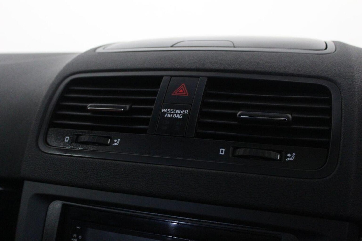 Used Skoda Yeti 2014 for sale - 77937993: Photo 40