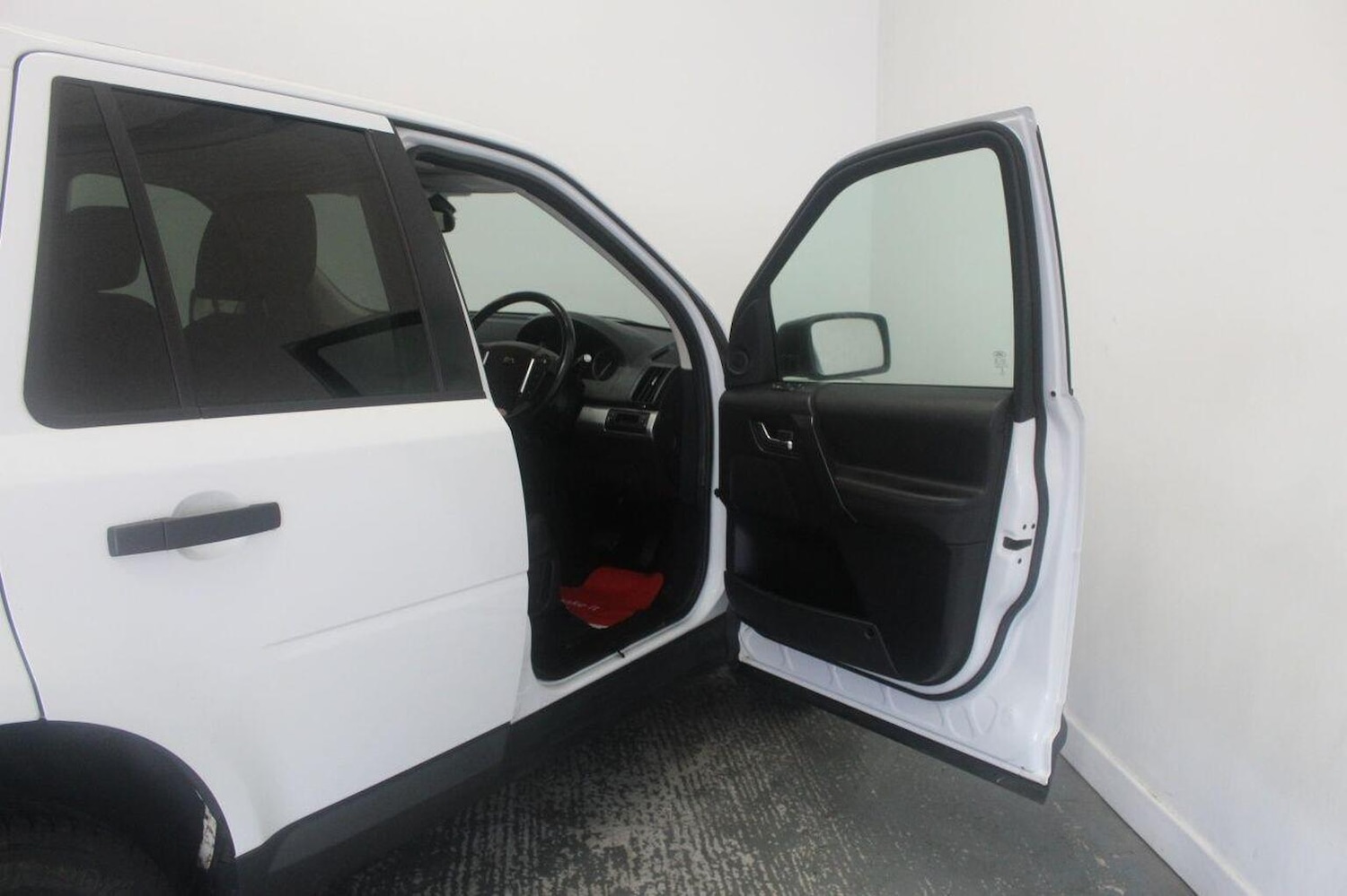 Used Land Rover Freelander 2 2014 for sale - 77107707: Photo 25