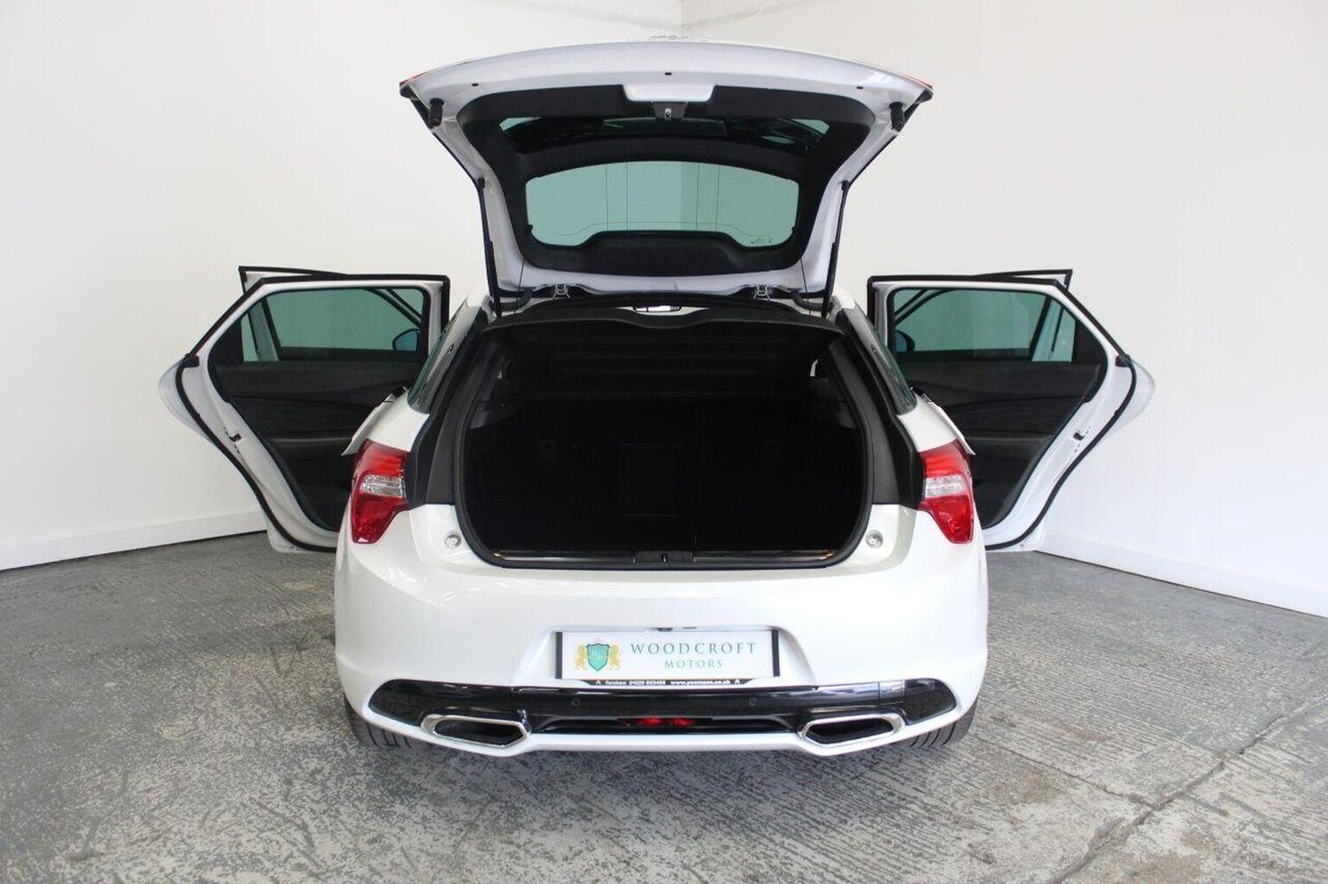 Used Citroen DS5 2013 for sale - 77464782: Photo 24