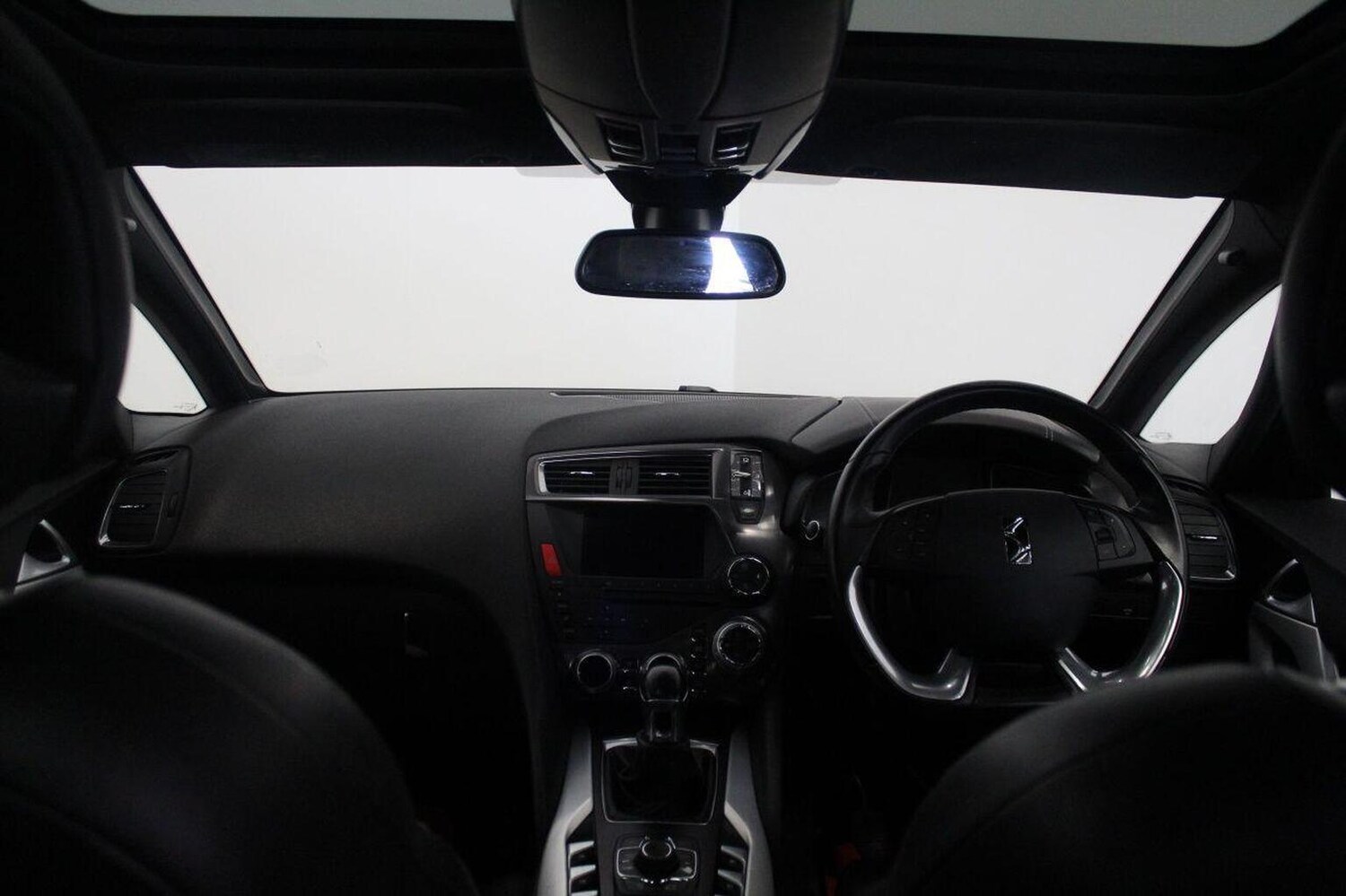 Used Citroen DS5 2013 for sale - 77464782: Photo 30