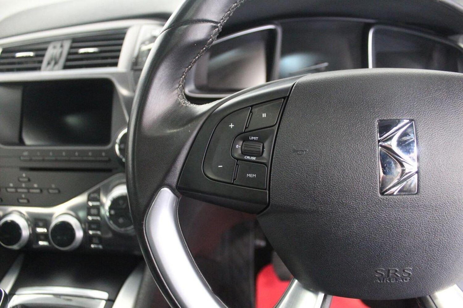 Used Citroen DS5 2013 for sale - 77464782: Photo 47