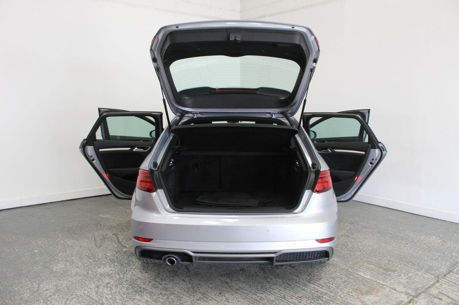 Used Audi A3 2017 for sale - 76693037: Photo 22