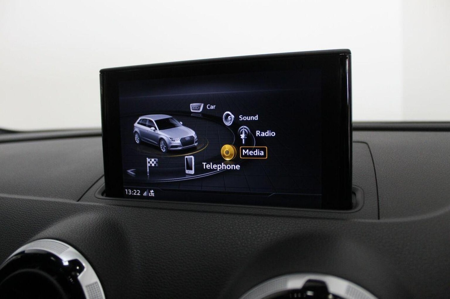 Used Audi A3 2017 for sale - 76693037: Photo 37