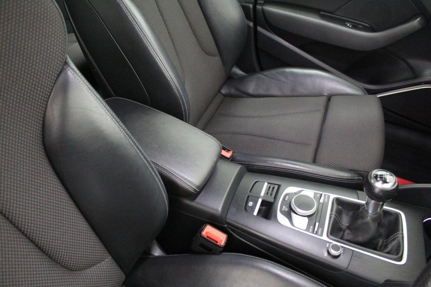 Used Audi A3 2017 for sale - 76693037: Photo 43