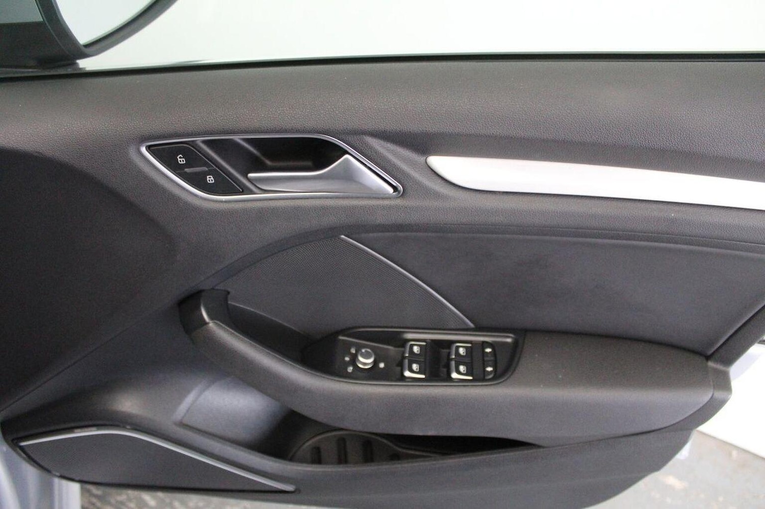 Used Audi A3 2017 for sale - 76693037: Photo 48