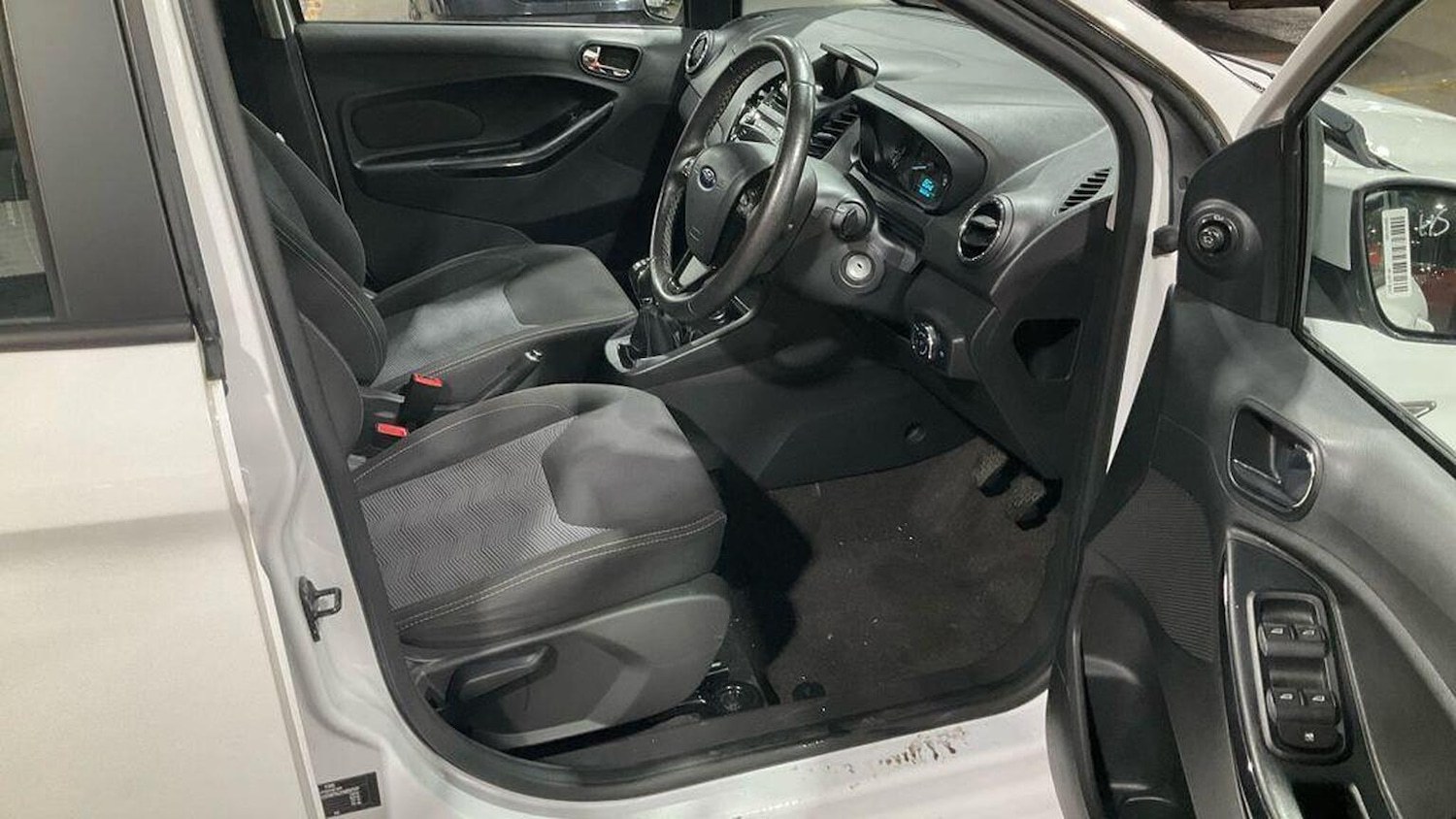 Used Ford Ka+ 2017 for sale - 76799150: Photo 13