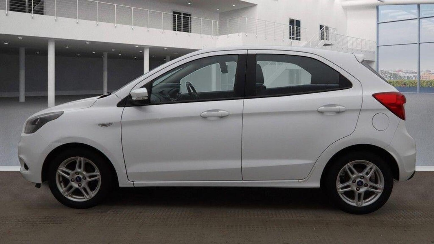 Used Ford Ka+ 2017 for sale - 76799150: Photo 8