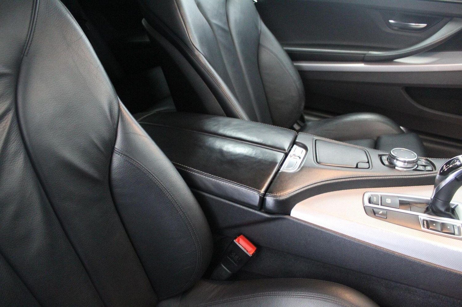 Used BMW 6 Series 2016 for sale - 77938020: Photo 41