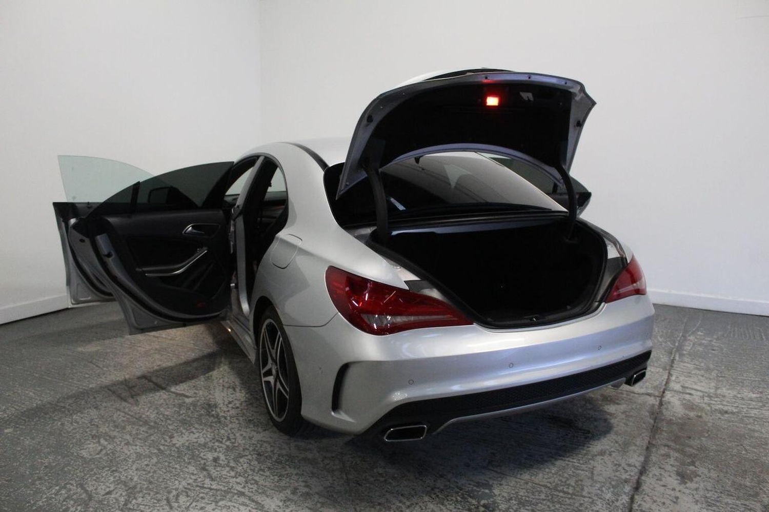 Used Mercedes-Benz CLA 2014 for sale - 76725682: Photo 20