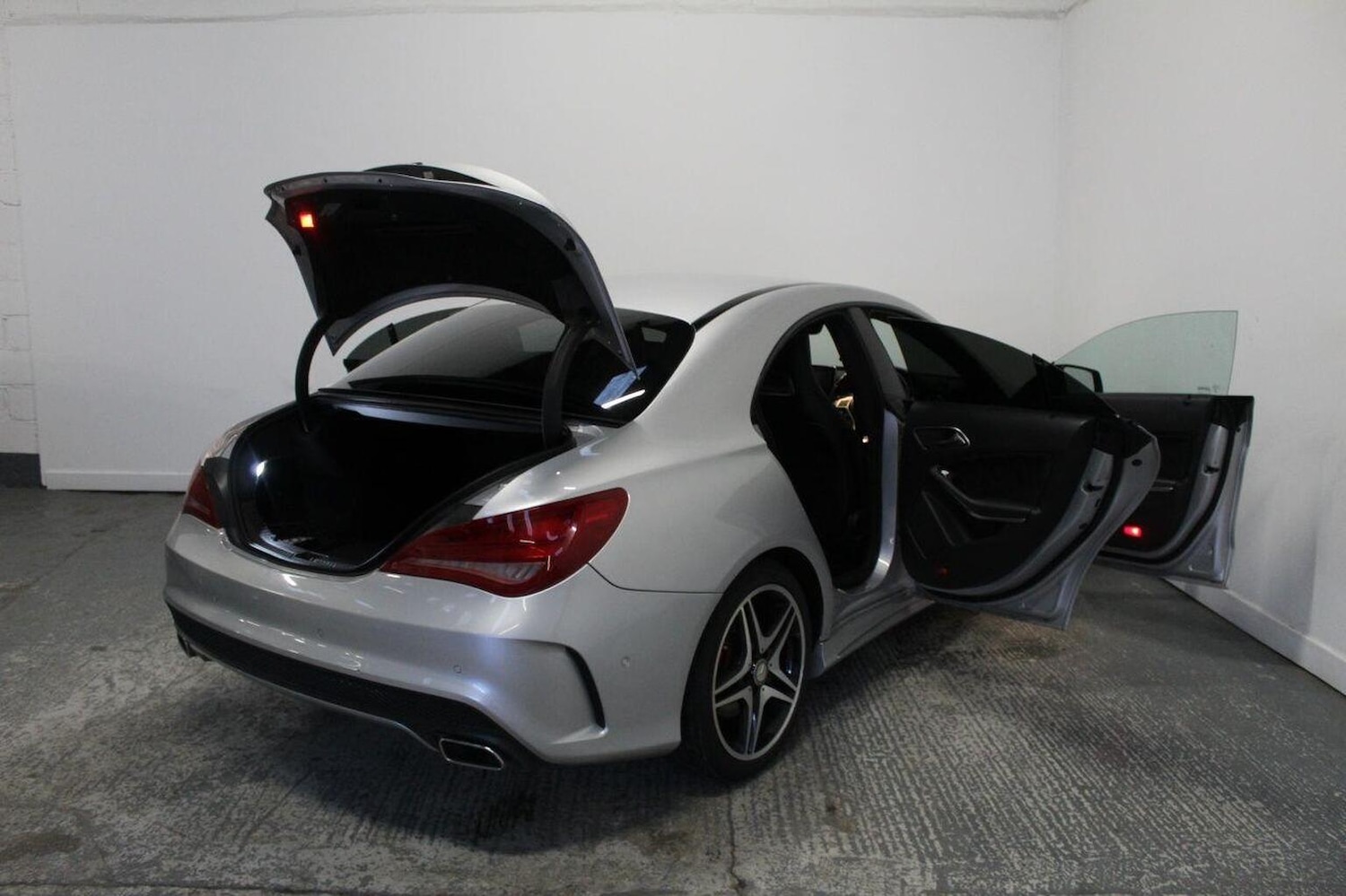 Used Mercedes-Benz CLA 2014 for sale - 76725682: Photo 21