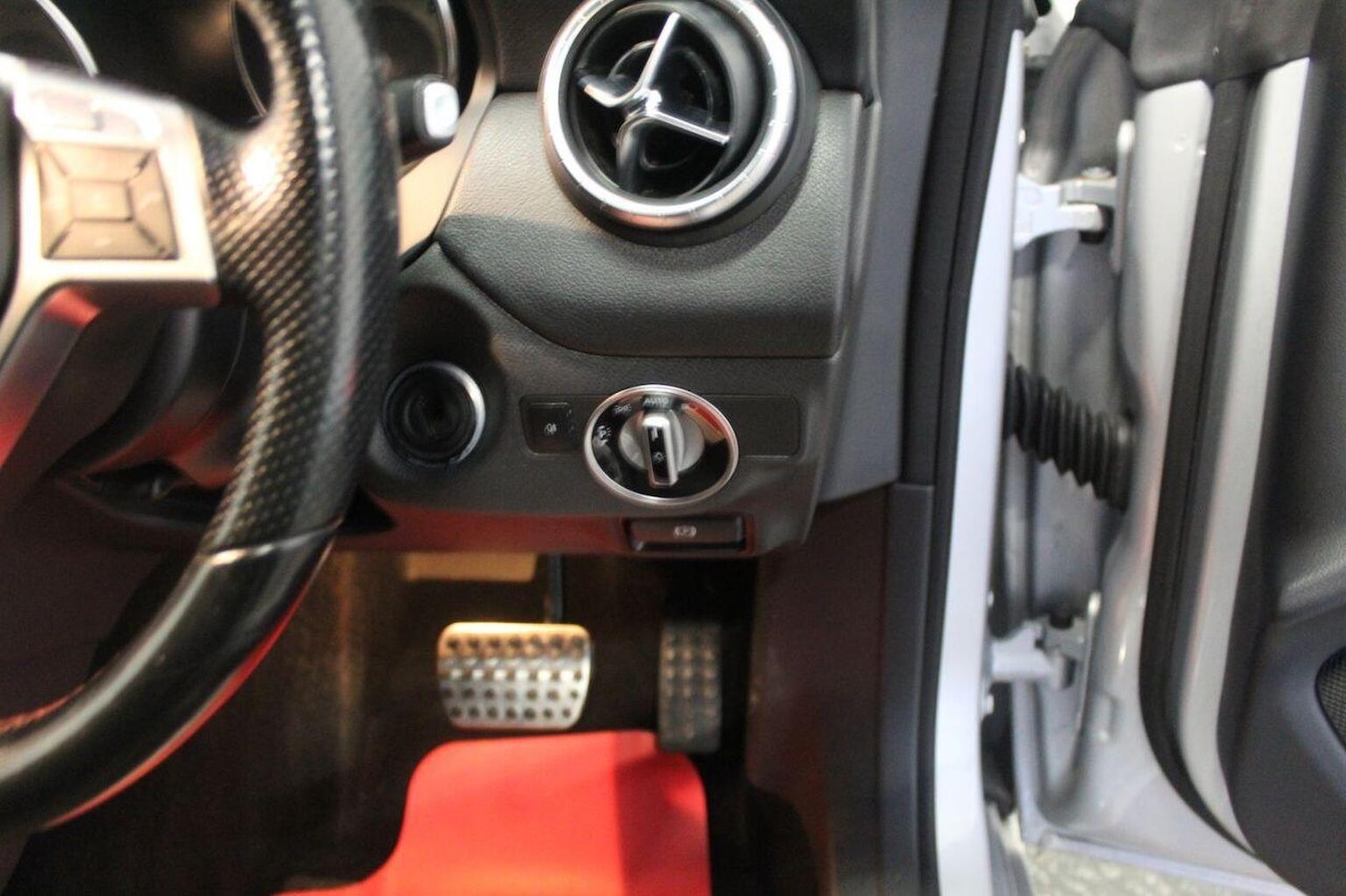 Used Mercedes-Benz CLA 2014 for sale - 76725682: Photo 46