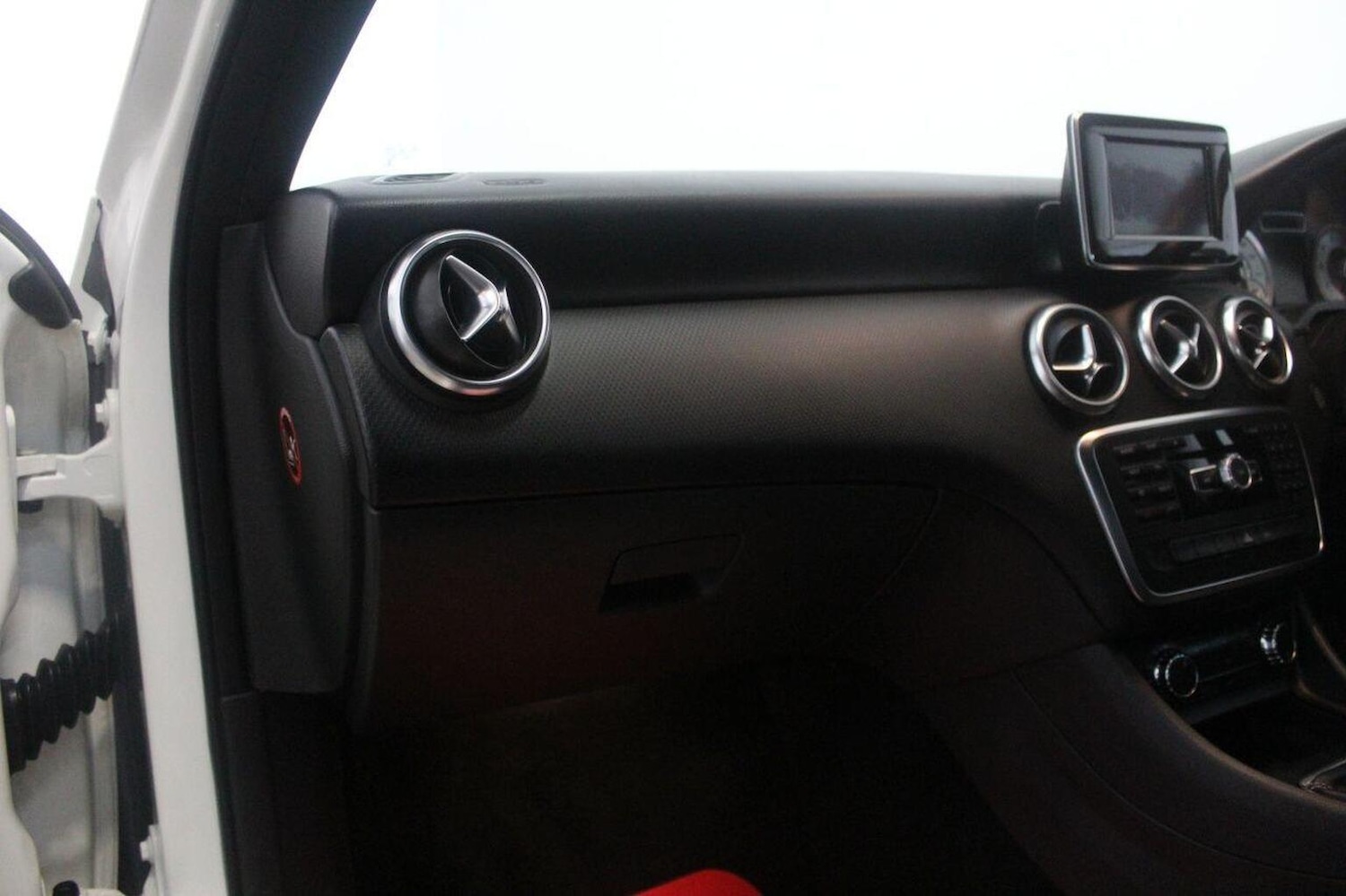 Used Mercedes-Benz A-Class 2013 for sale - 77101368: Photo 28