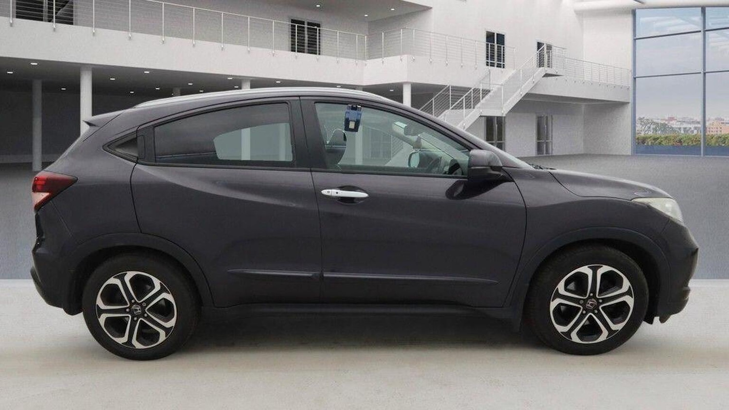 Used Honda HR-V 2018 for sale - 77709047: Photo 9
