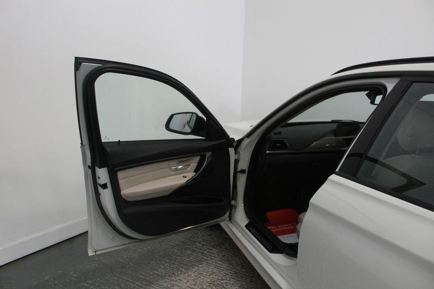 Used BMW 3 Series 2013 for sale - 76931428: Photo 26