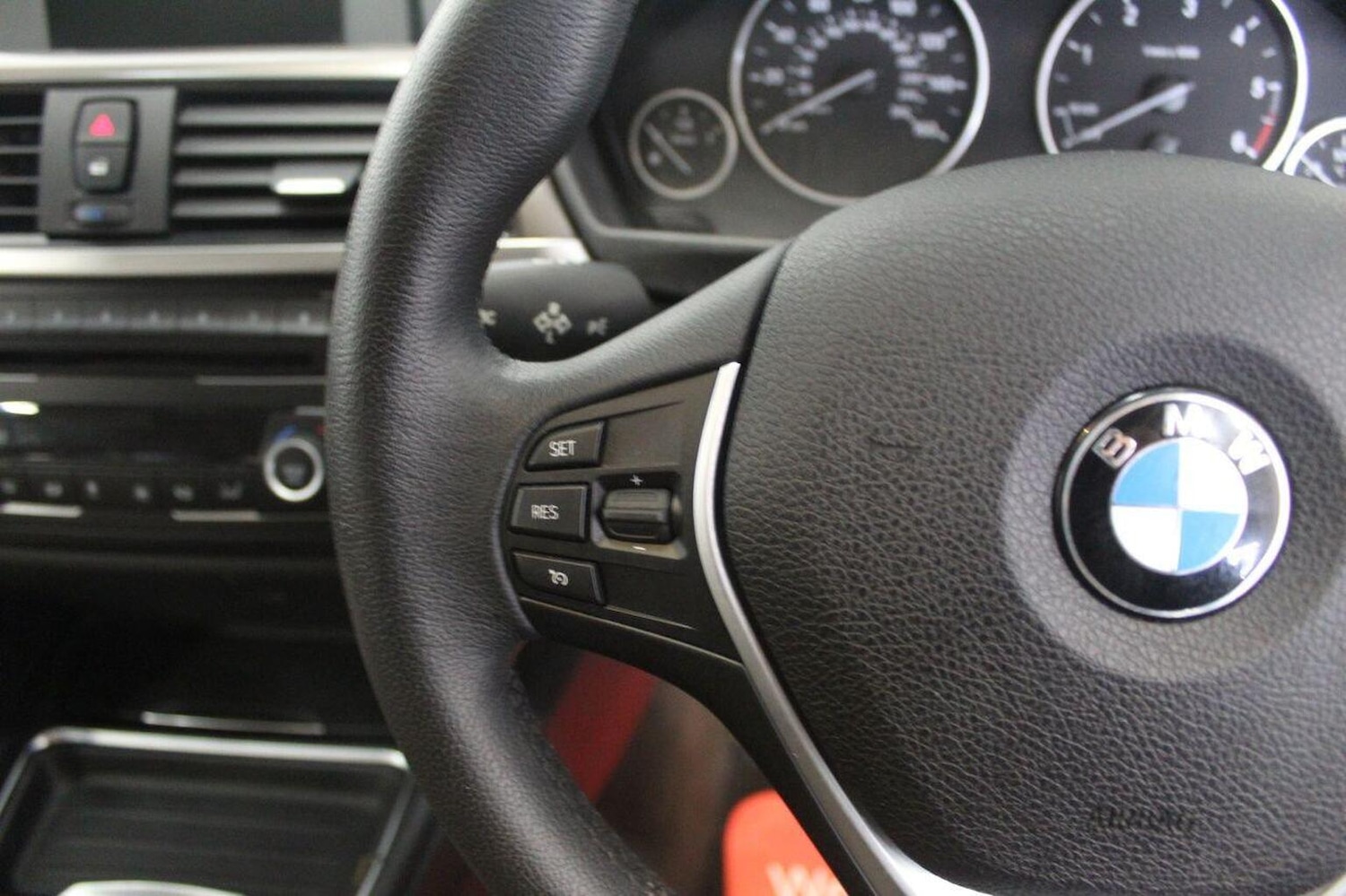 Used BMW 3 Series 2013 for sale - 76931428: Photo 47