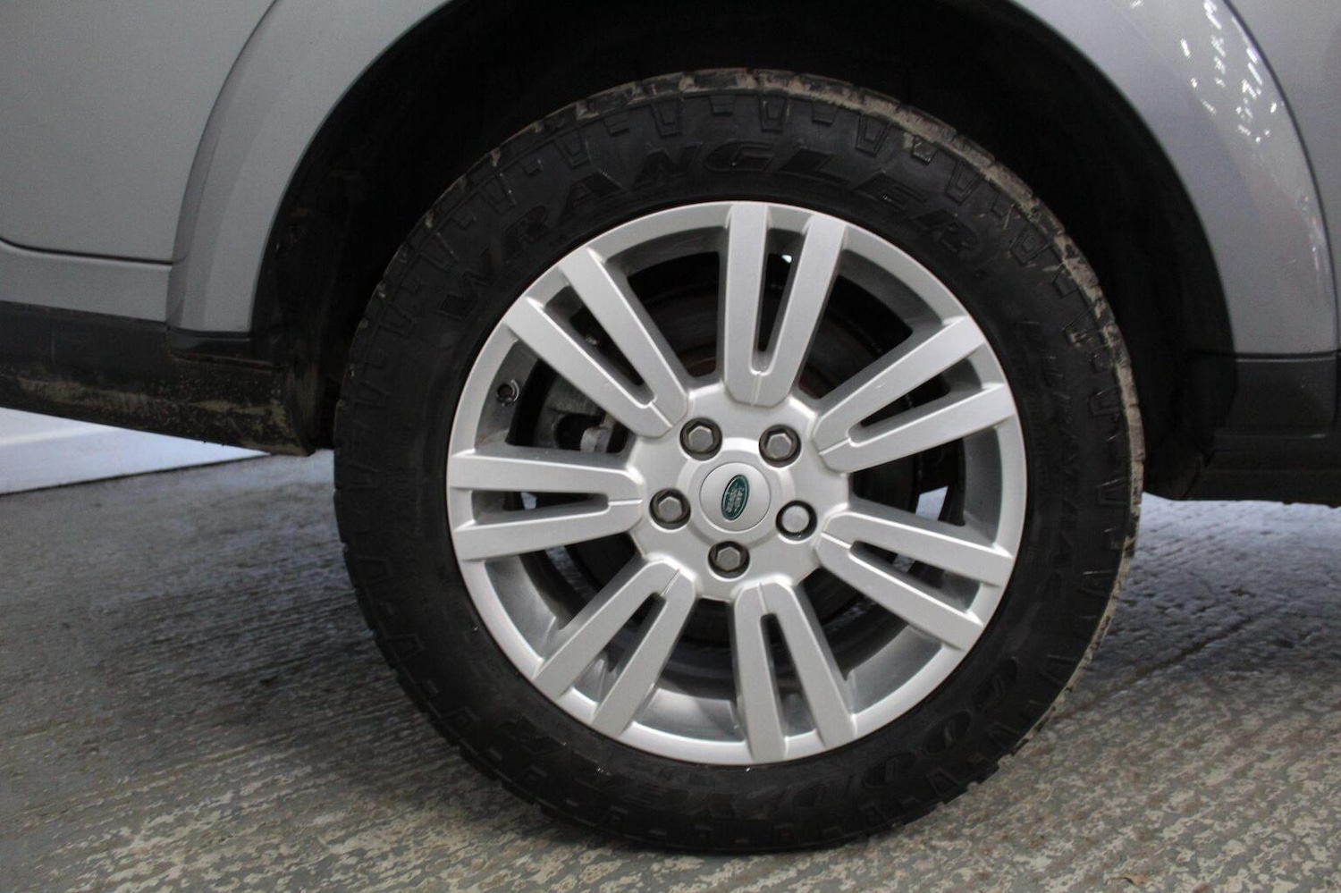 Used Land Rover Discovery 2012 for sale - 77938061: Photo 63