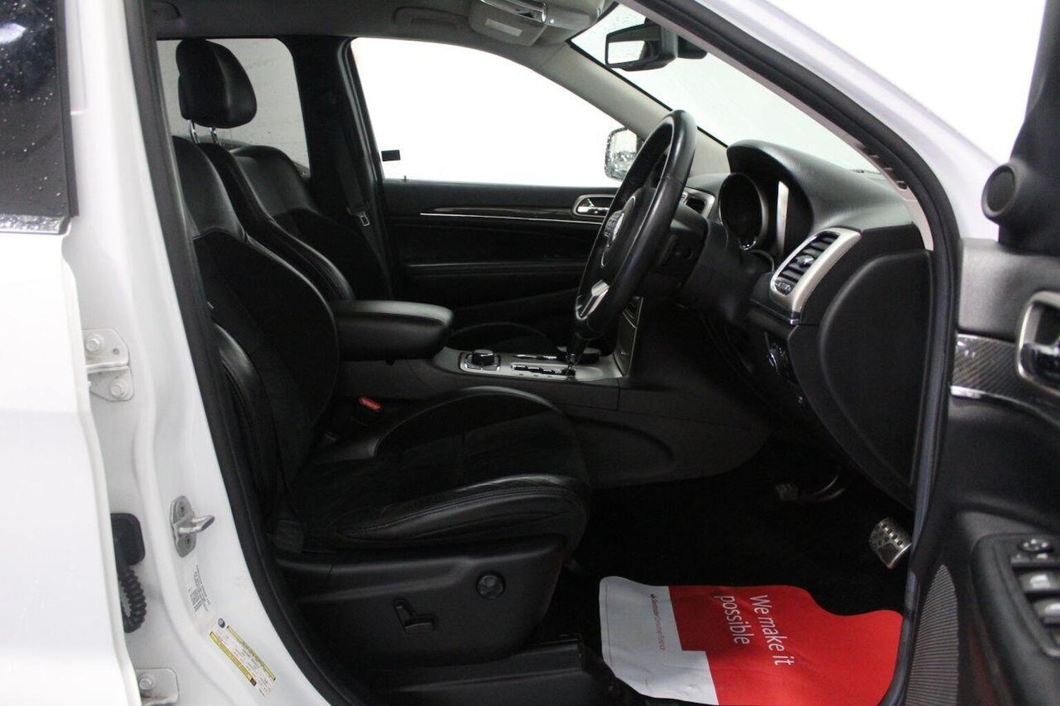 Used Jeep Grand Cherokee 2013 for sale - 76611360: Photo 29