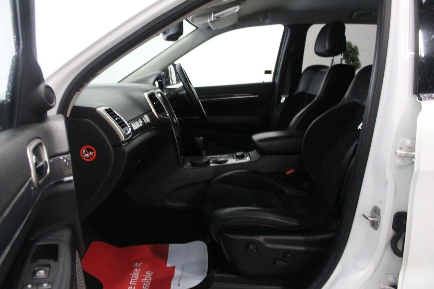 Used Jeep Grand Cherokee 2013 for sale - 76611360: Photo 50