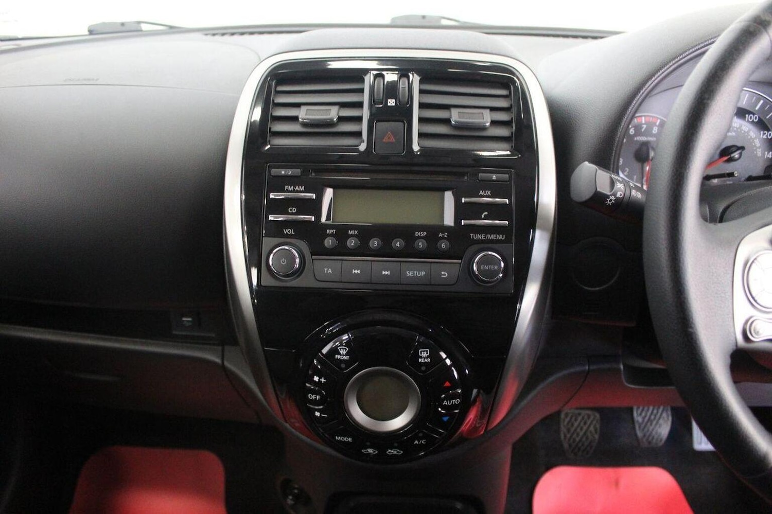 Used Nissan Micra 2017 for sale - 75999787: Photo 31