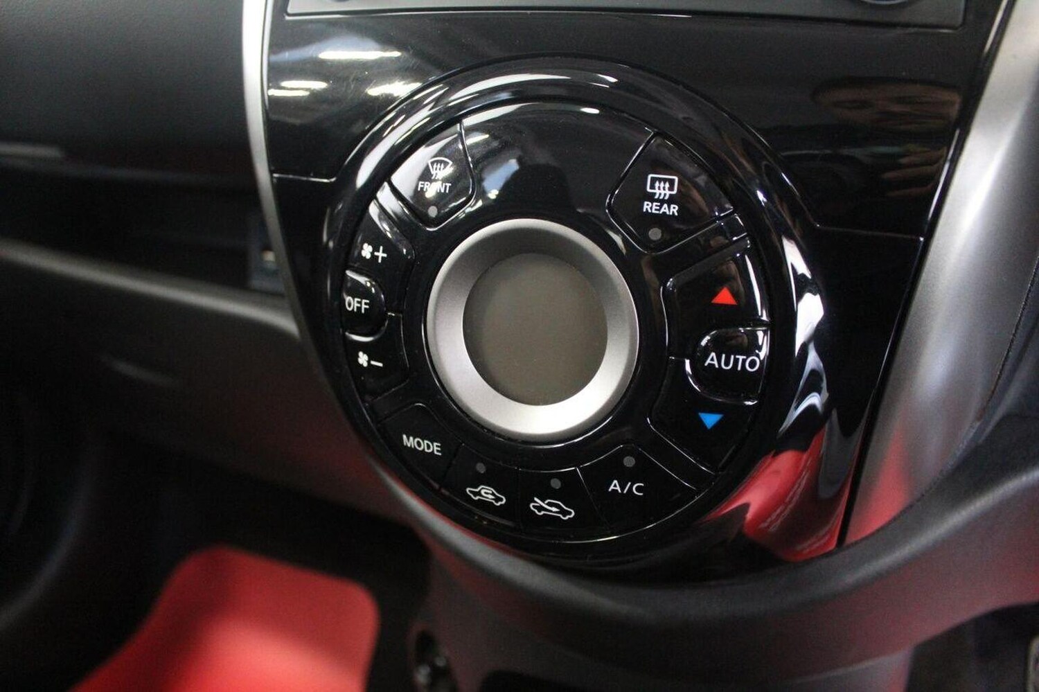 Used Nissan Micra 2017 for sale - 75999787: Photo 37