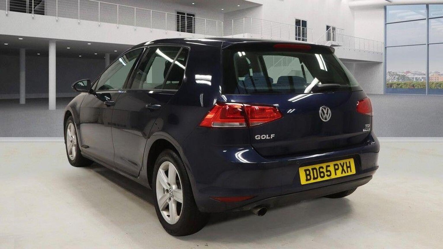 Used Volkswagen Golf 2015 for sale - 77020574: Photo 4