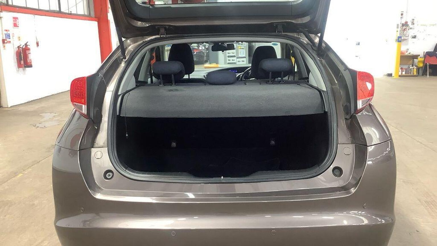 Used Honda Civic 2013 for sale - 76186588: Photo 10