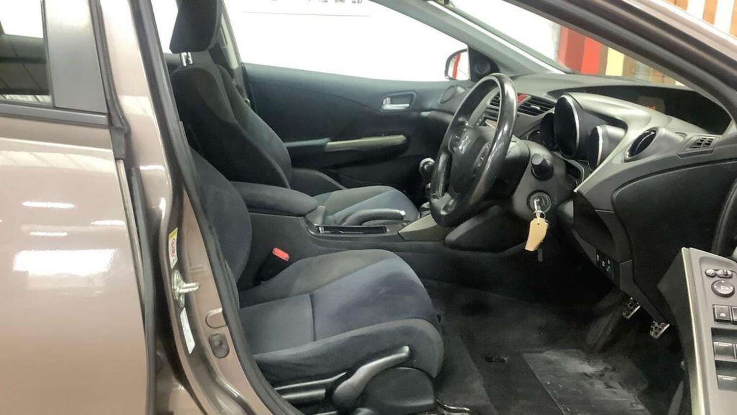 Used Honda Civic 2013 for sale - 76186588: Photo 13