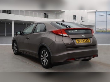 Used Honda Civic 2013 for sale - 76186588: Photo 4